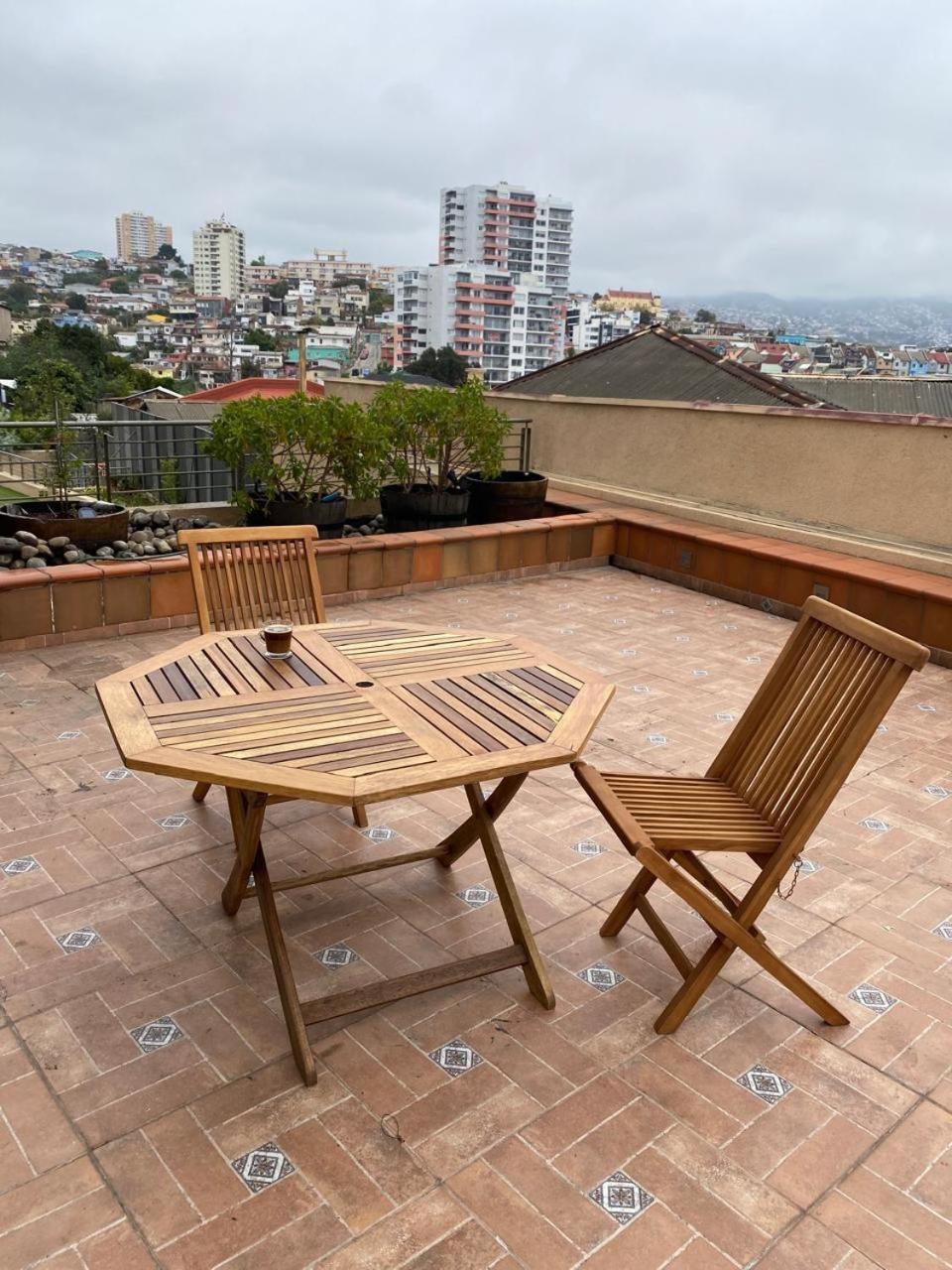 Vista Panoramica A *
